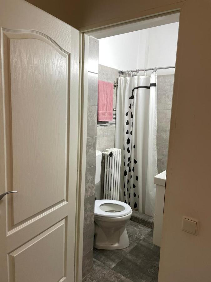 Centru Charming New Apartament Piata Universitate Apartamento Bucareste Exterior foto